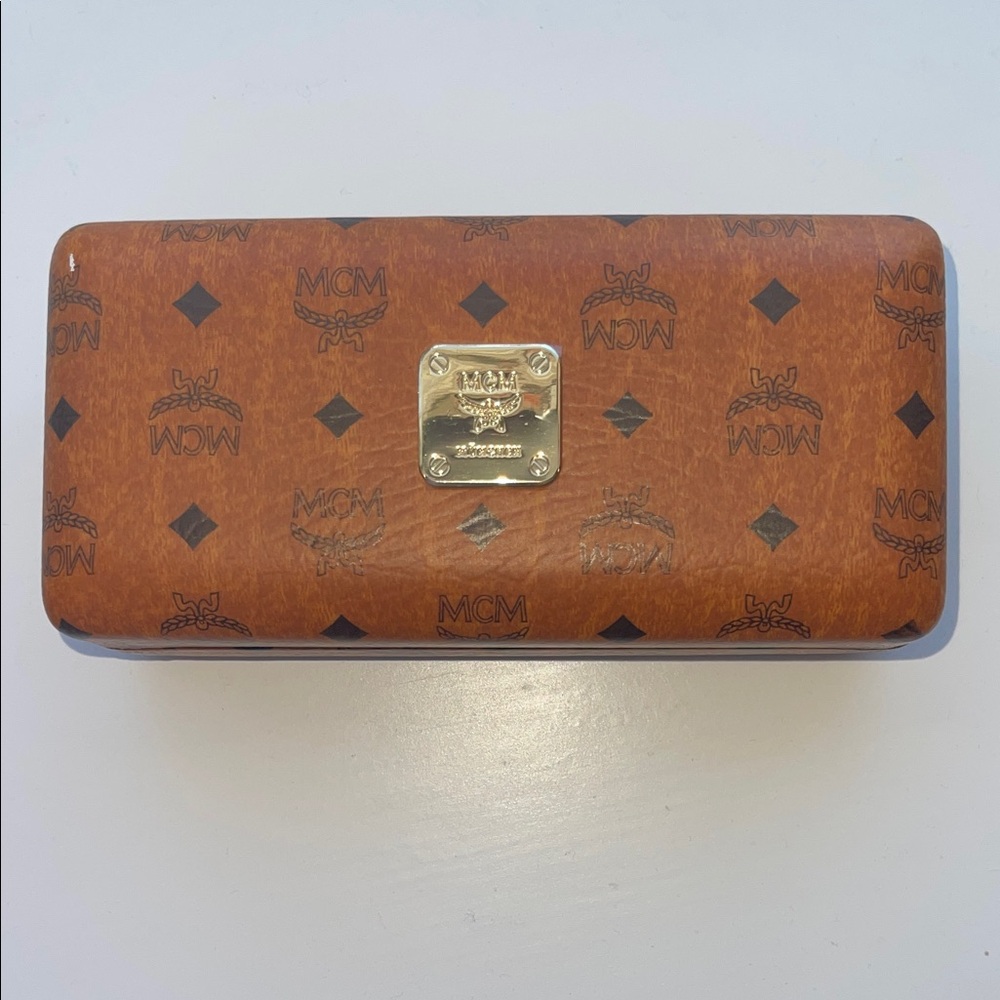 MCM Jumbo Hardshell Sunglasses Case in Cognac Visetos